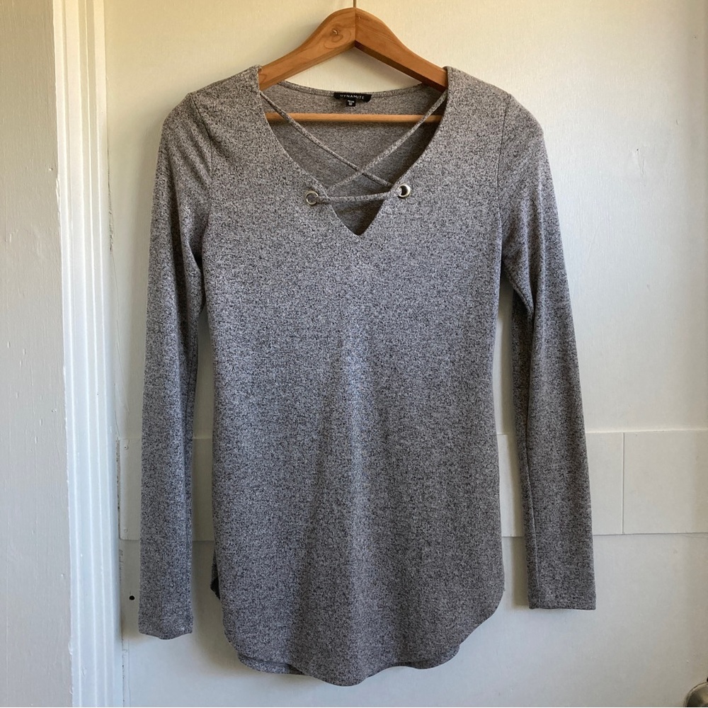 dynamite | heather grey criss cross neck long sleeve top | size xs
